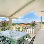 Katarine Zrinske Apartment Vodice