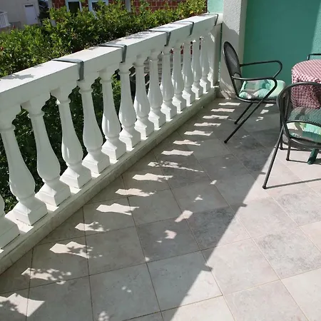 Katarine Zrinske Apartment Vodice