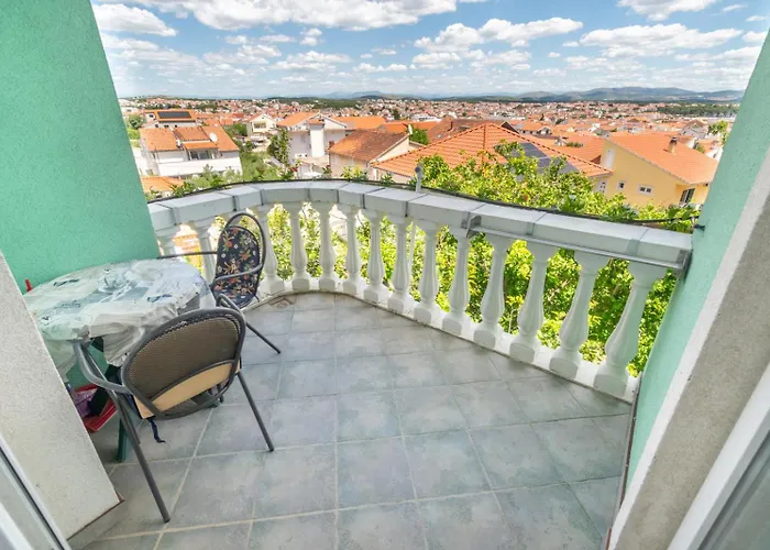 Katarine Zrinske Apartment Vodice