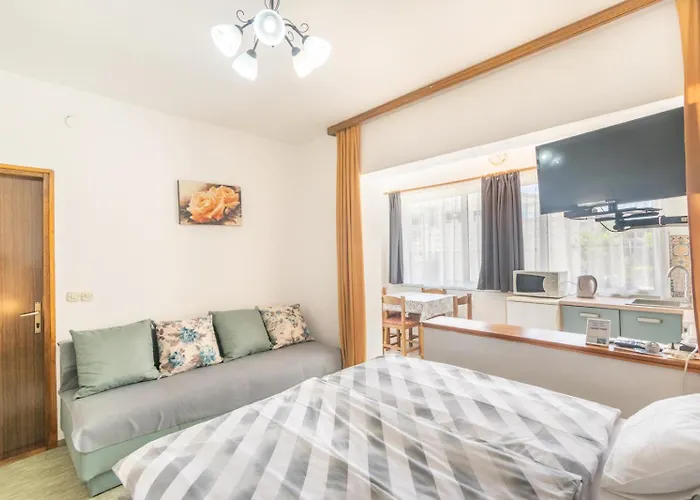 Katarine Zrinske * Vodice